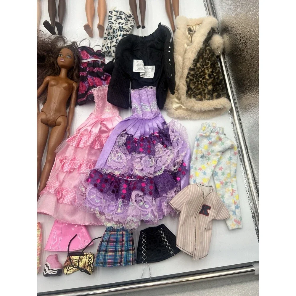 Lot Of 23 Barbie Ken Dolls And Clothes Dresses 2010-modern Mermaid Ballerina